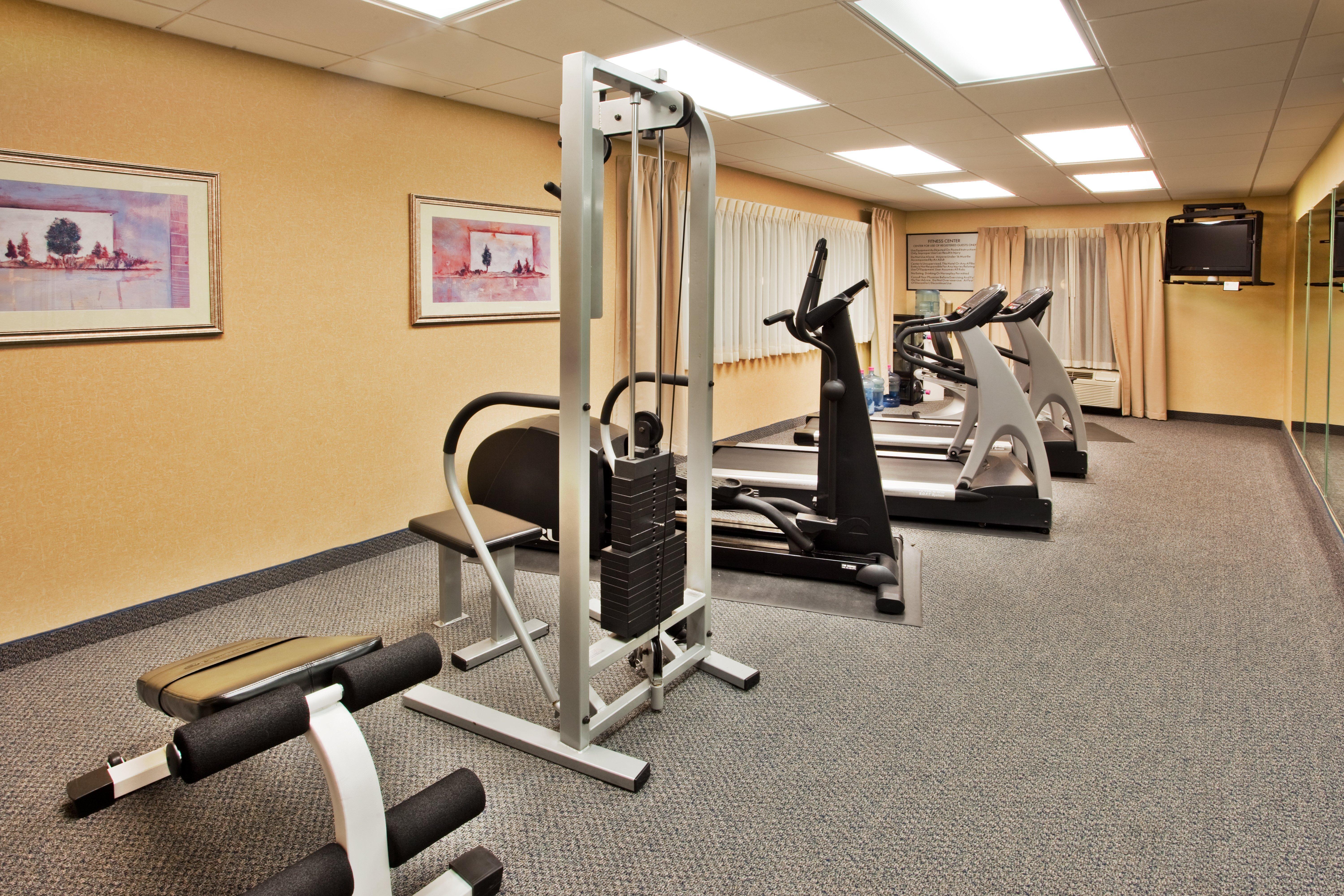 Hotel Express & By Ihg McDonough
