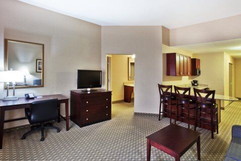 Express & By Ihg 3*
